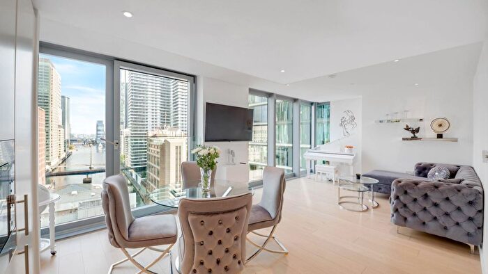 2 Bedroom Flat For Sale In Marsh Wall, London, E14