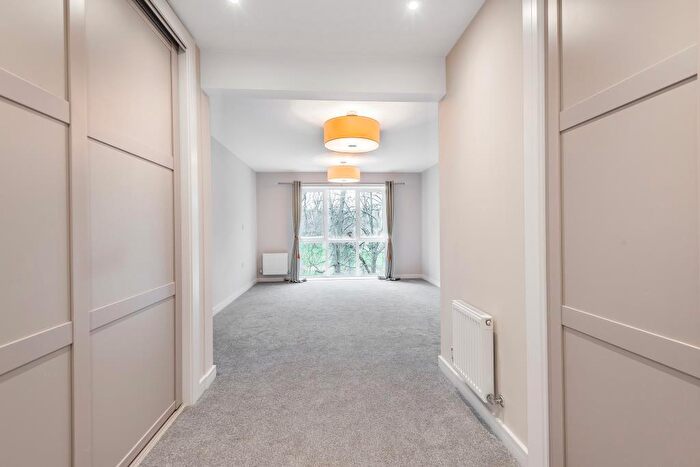 5 Bedroom Detached House To Rent In Henley On Thames, Oxfordshire, RG9