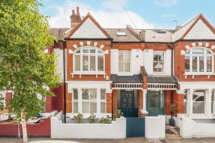 4 Bedroom Property For Sale In Valnay Street, Tooting, SW17