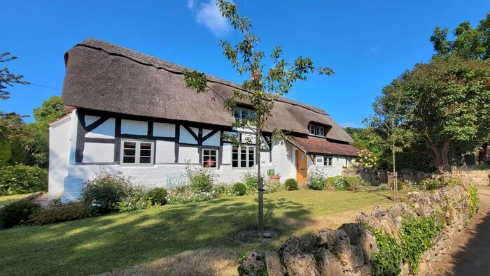 4 Bedroom Detached House For Sale In Kemerton, Tewkesbury, Gloucestershire, GL20