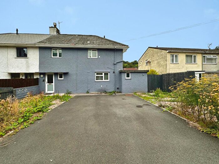 3 Bedroom Semi-Detached House For Sale In Quarella Road, Bridgend, CF31
