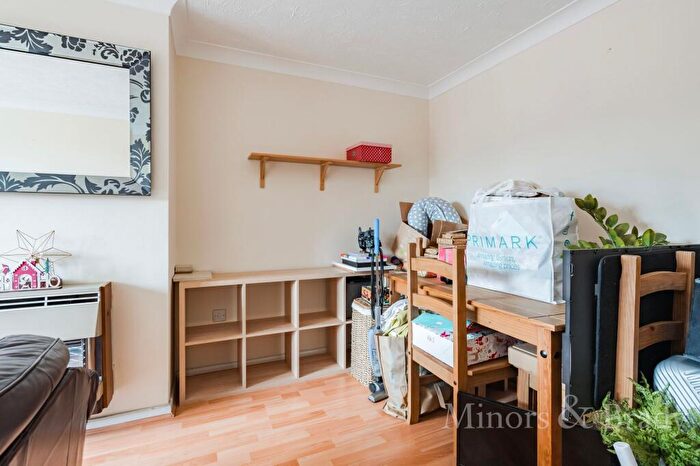 1 Bedroom Flat To Rent In Roseville Close, Norwich, NR1