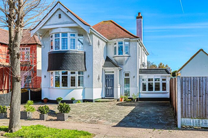 4 Bedroom Detached House For Sale In Connaught Gardens, 'thorpedene Estate', Shoeburyness, Essex, SS3