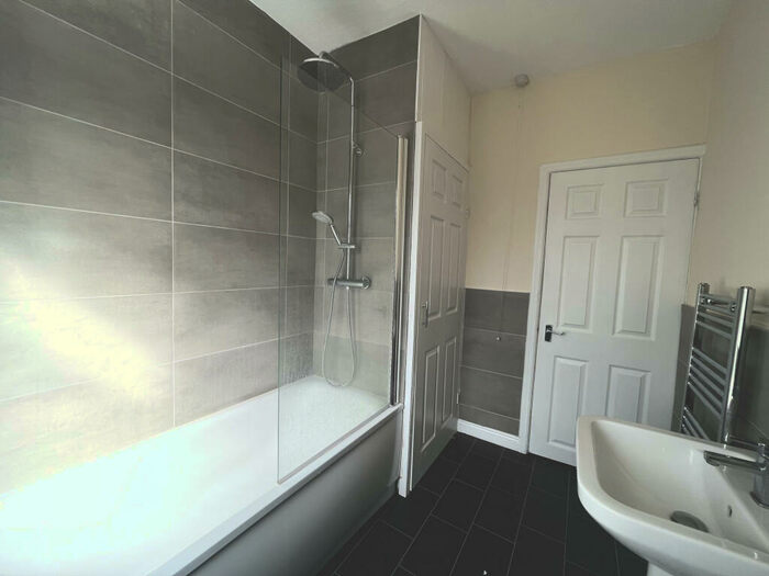 2 Bedroom Terraced House To Rent In Ashton Avenue, Leeds, West Yorkshire, LS8