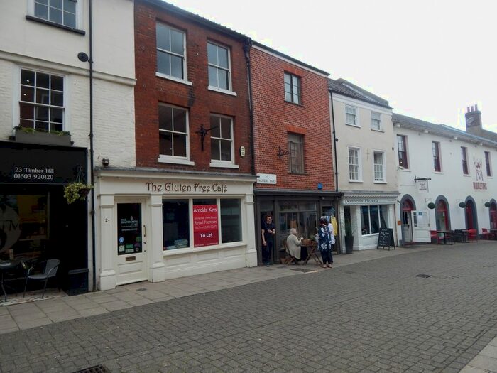 2 Bedroom Flat To Rent In Lion &amp; Castle Yard, Timberhill, Norwich, NR1