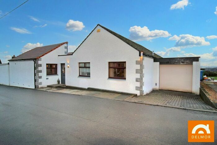 5 Bedroom Semi-Detached Bungalow For Sale In Baintown, Leven, KY8