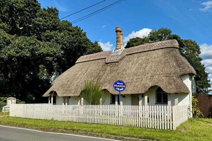 4 Bedroom Cottage For Sale In Bisterne, Ringwood, BH24