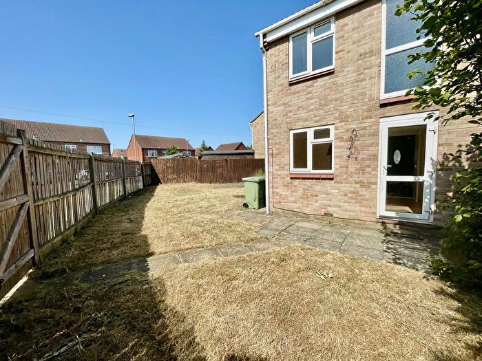 2 Bedroom Semi Detached House For Sale In Anson Court, Market Deeping, Peterborough, PE6