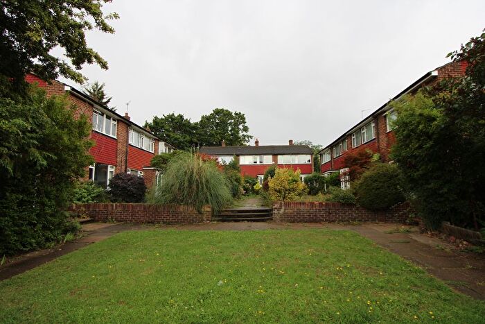 3 Bedroom End Of Terrace House To Rent In Avenue Road, South Norwood, SE25