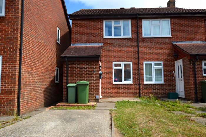 2 Bedroom Terraced House To Rent In Alder Close, Tunbridge Wells, TN4