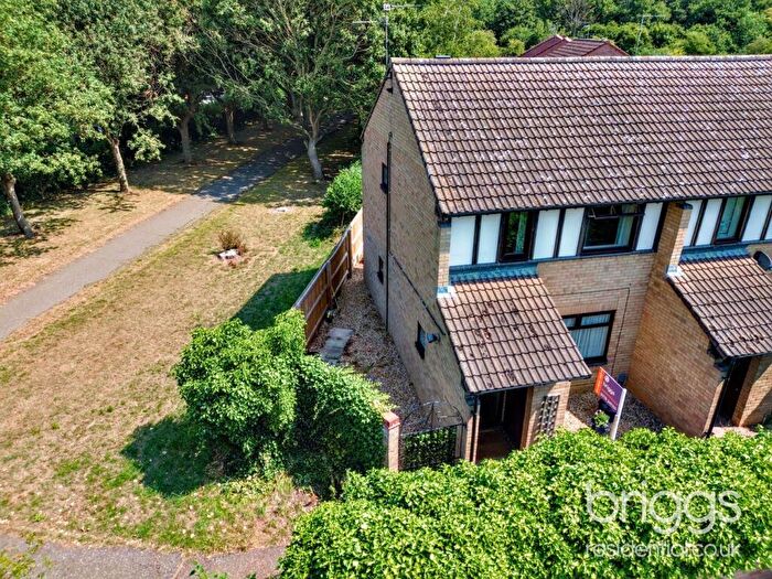 2 Bedroom End Of Terrace House For Sale In Woodhall Rise, Werrington, Peterborough, PE4