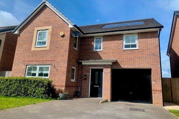 4 Bedroom Detached House To Rent In Scotsman Avenue, Preston, PR2