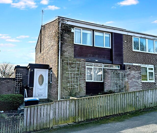 3 Bedroom Semi Detached House For Sale In Brandlings Way, Peterlee, SR8