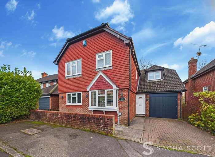 4 Bedroom Detached House For Sale In Chaucer Close, Banstead, SM7