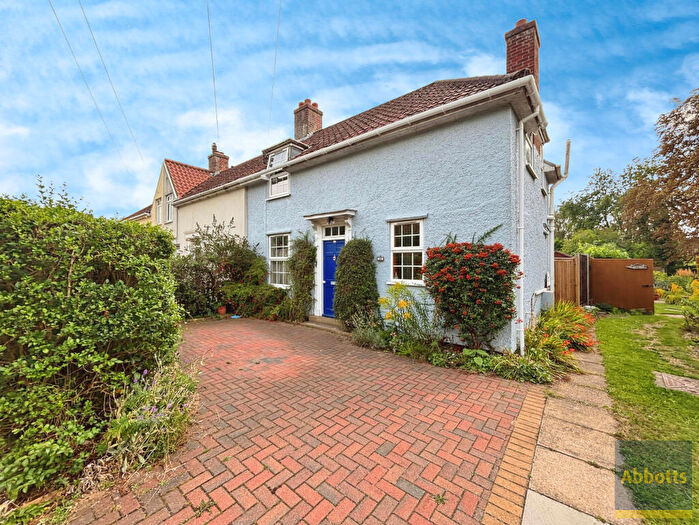 3 Bedroom House To Rent In Henderson Road, NR4