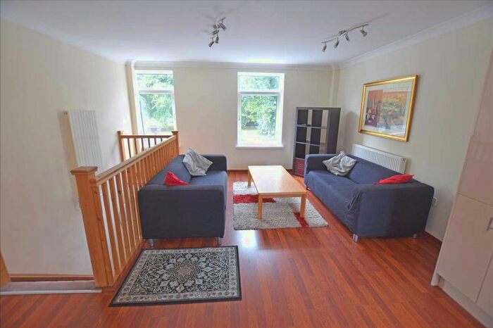 2 Bedroom Flat To Rent In Whitchurch Road, Heath, Cardiff, CF14