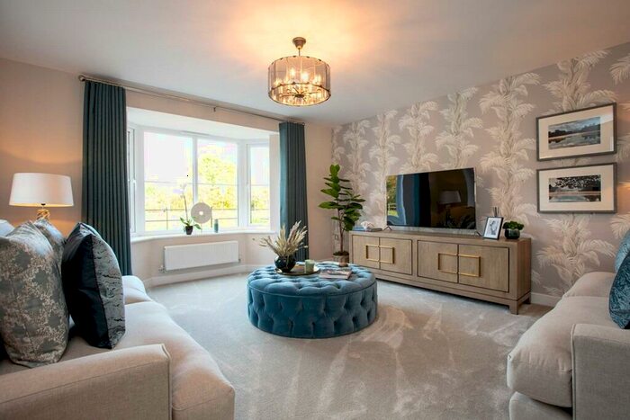 4 Bedroom Detached House For Sale In Holbrook Lane, Coventry, CV6