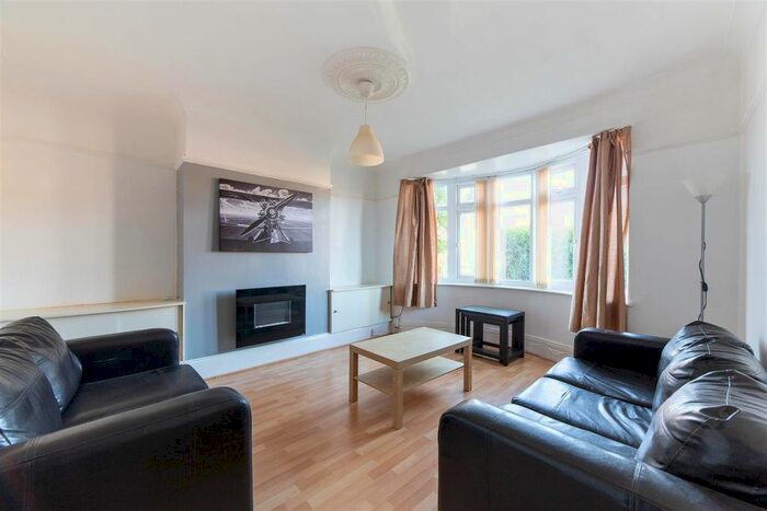2 Bedroom Flat To Rent In Benton Road, High Heaton, NE7