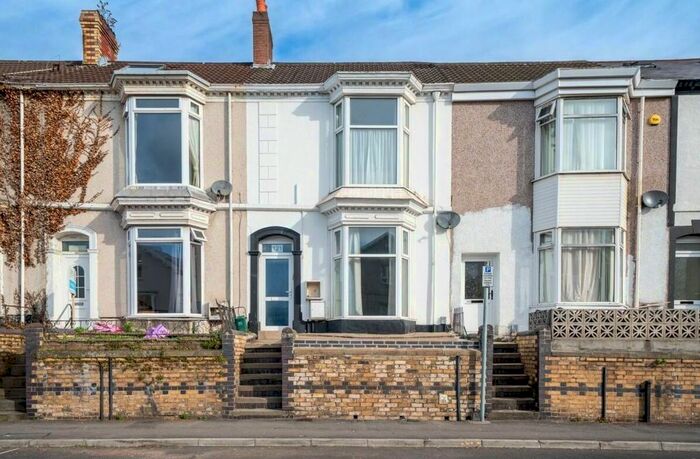 4 Bedroom Property To Rent In King Edwards Road, Swansea, SA1