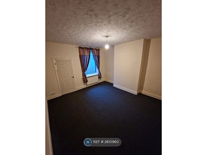 3 Bedroom Terraced House To Rent In Brunshaw Road, Burnley, BB10