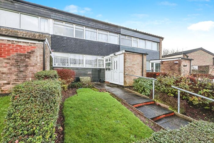 3 Bedroom Terraced House For Sale In Saxelby Close, Birmingham, West Midlands, B14