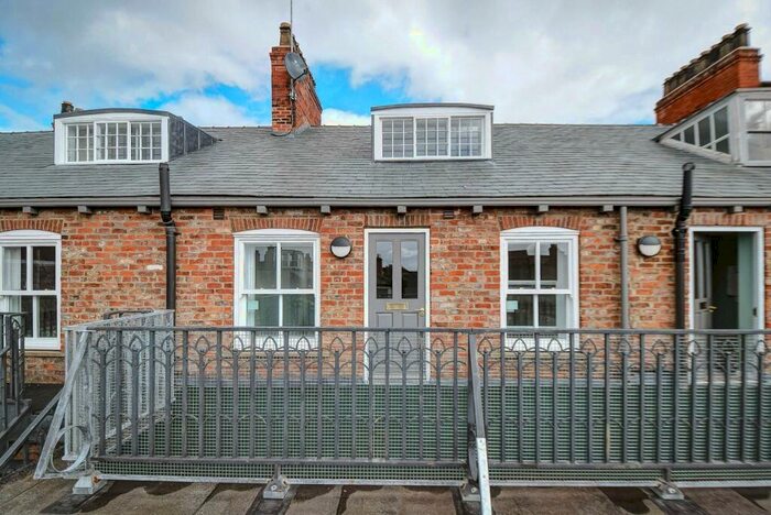 2 Bedroom Flat To Rent In Whitefriargate, Hull, East Yorkshire, HU1