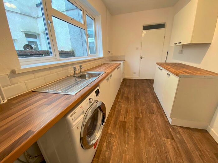 3 Bedroom Terraced House To Rent In Wallis Street, Newport, NP20