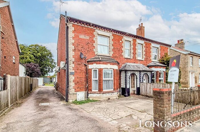 3 Bedroom Semi-Detached House For Sale In Norwich Road, Watton, IP25