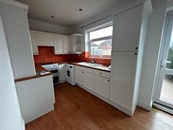 3 Bedroom House To Rent In Thomas Lane Street, CV6