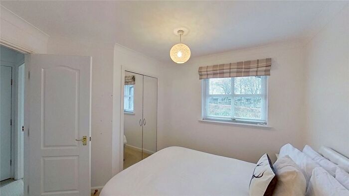 2 Bedroom Flat To Rent In East Werberside, Edinburgh, EH4