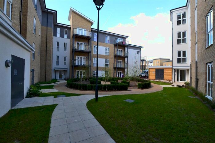 1 Bedroom Flat To Rent In Pennyroyal Drive, West Drayton, UB7
