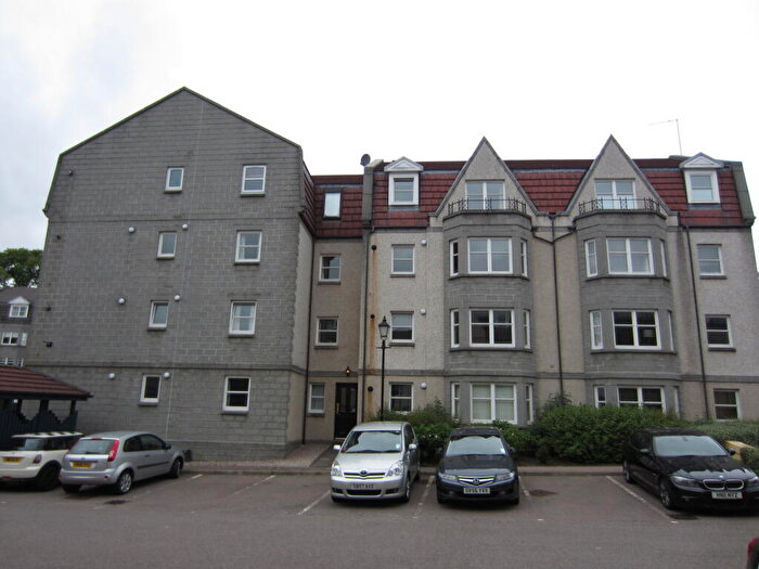2 Bedroom Flat To Rent In Albury Mansions, Aberdeen, AB11