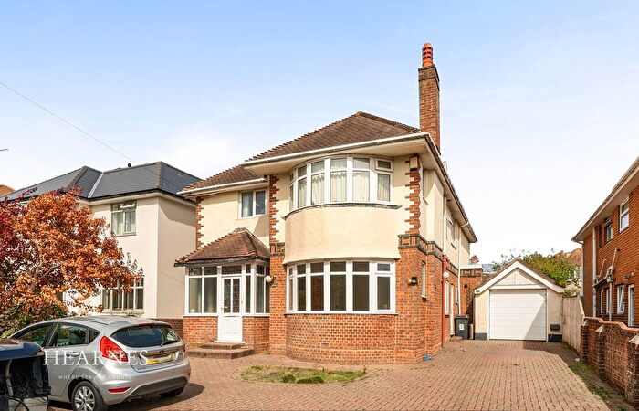 4 Bedroom Detached House For Sale In Belle Vue Road, Southbourne, Bournemouth, BH6