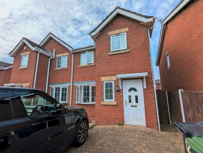 3 Bedroom Semi-Detached House To Rent In Ericson Drive, Southport, Merseyside, PR8