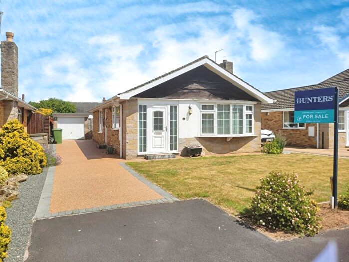 3 Bedroom Bungalow For Sale In Deerstone Way, Dunnington, York, YO19