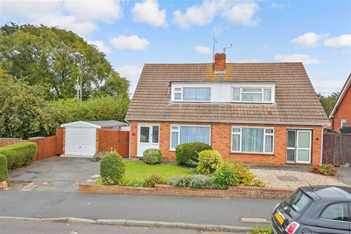 3 Bedroom Semi-Detached House For Sale In Bramley Avenue, Faversham, Kent, ME13