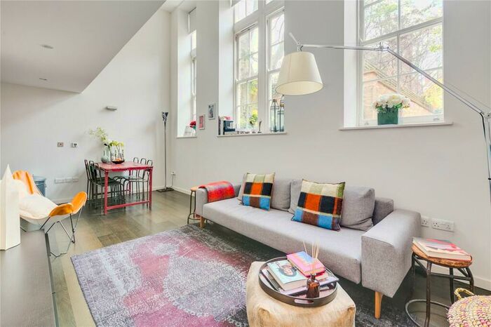 1 Bedroom Flat To Rent In Pissarro House, Augustas Lane, N1