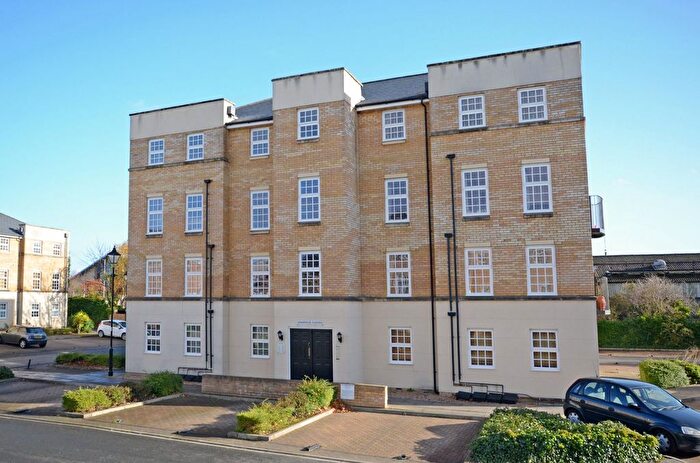 2 Bedroom Flat To Rent In Bishopfields Cloisters, Leeman Road, York, YO26