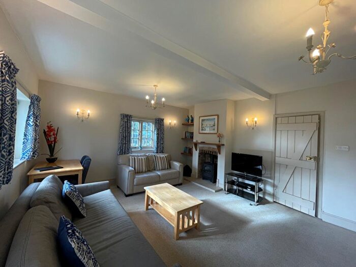 2 Bedroom Cottage To Rent In Boars Hill, Oxfordshire, OX1