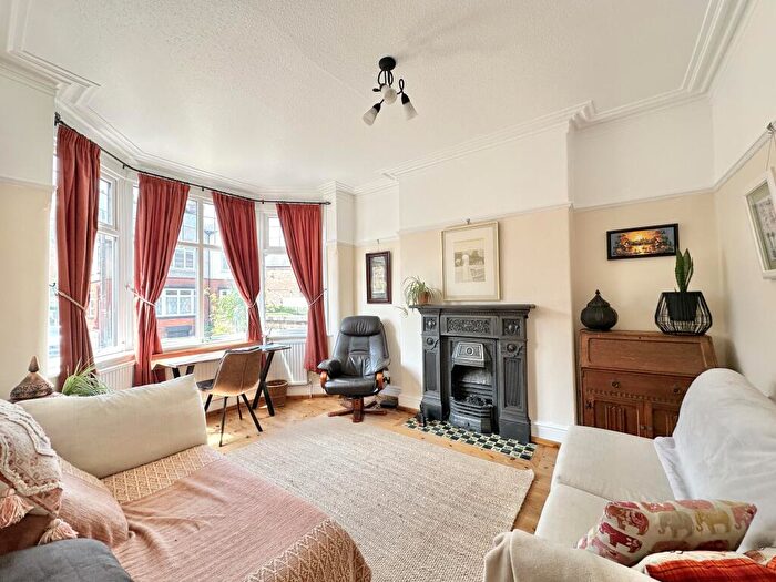 4 Bedroom End Of Terrace House To Rent In Trinity Avenue, Sale, Trafford, M33