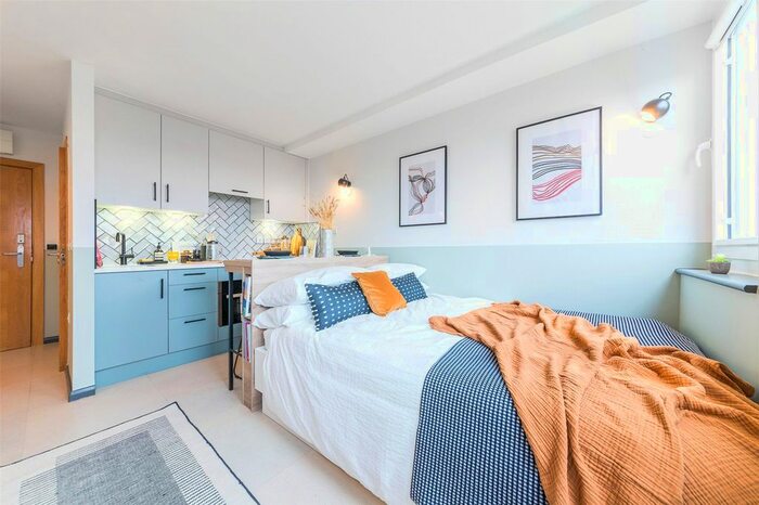 Studio To Rent In Uncle Stockwell, Courland Grove, London, SW8