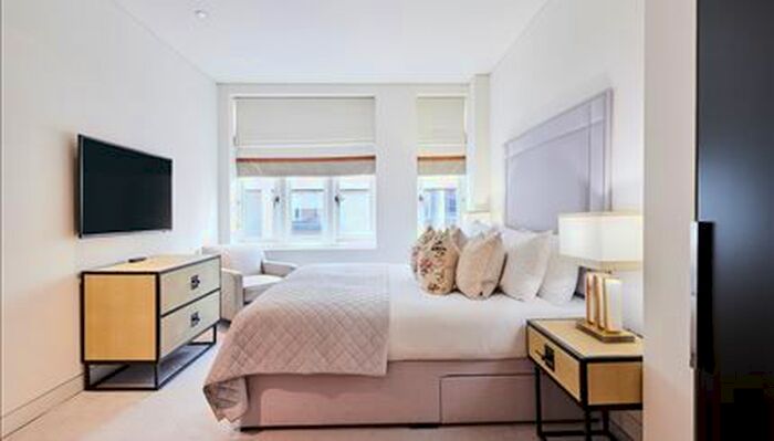 1 Bedroom Flat To Rent In Duke Street, Mayfair, London, W1K