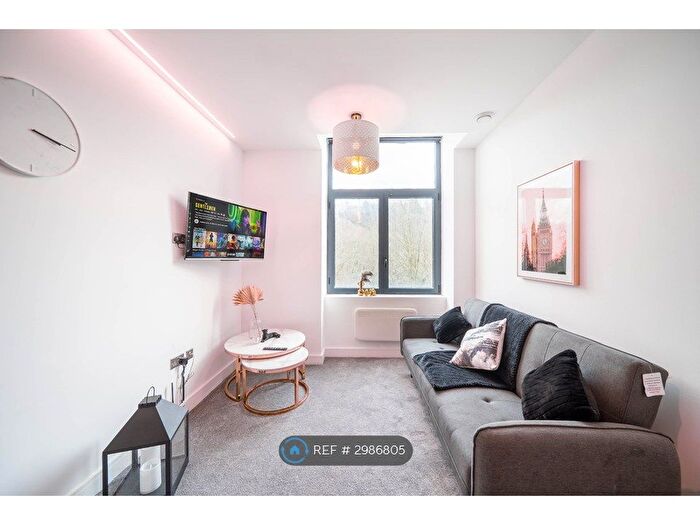 2 Bedroom Flat To Rent In Stanley Mills, Huddersfield, HD3