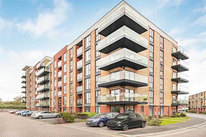 1 Bedroom Apartment For Sale In Oscar Wilde Road, Reading, RG1