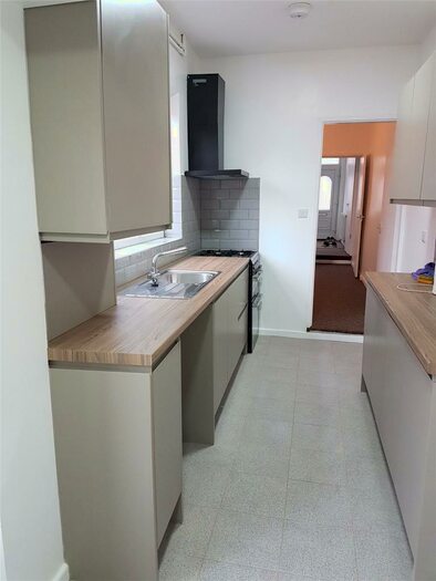 3 Bedroom Terraced House To Rent In Beechfield Road, Smethwick, B67