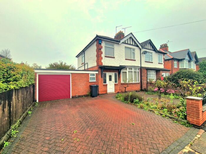 3 Bedroom Semi-Detached House To Rent In Dumbleton Avenue, Rowley Fields, Leicester, LE3