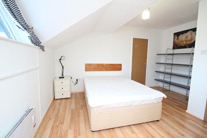 2 Bedroom Apartment To Rent In Blackfriars Court, Newcastle Upon Tyne, NE1