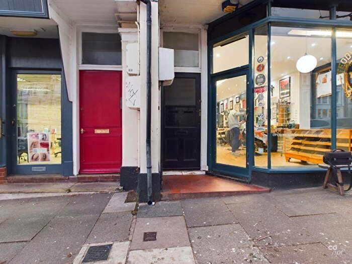 Studio To Rent In Goldstone Villas, Hove, BN3