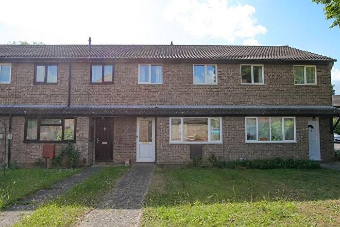 3 Bedroom Terraced House For Sale In Wear Road, Bicester, Oxfordshire, OX26