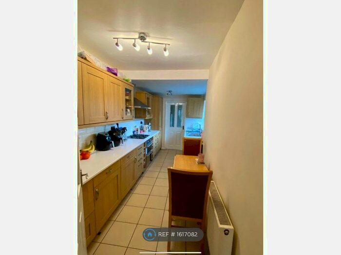 4 Bedroom Terraced House To Rent In Allesley Old Road, Coventry, CV5